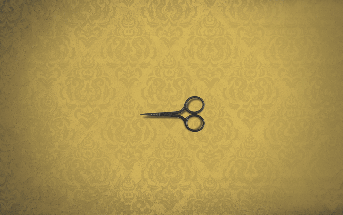 Guggenhein IV, 4.5 Inch Curved Embroidery Scissors